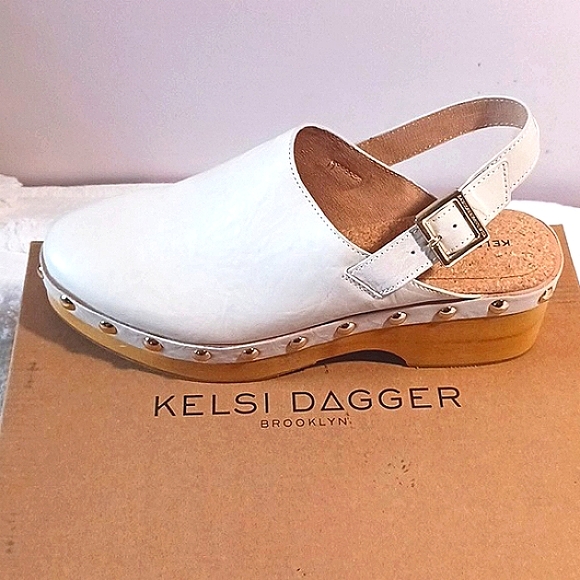 Stunning!  Kelsi Dagger Brooklyn Studded Clogs 9.5 ⚜️ Gorgeous! 👑 - Picture 9 of 12